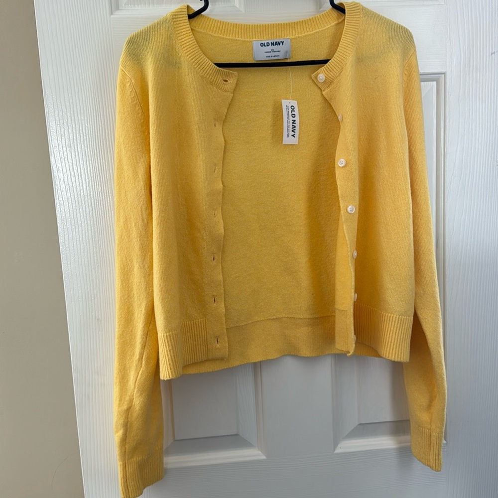 NWT Old Navy Yellow Buttoned Cardigan - Size XS